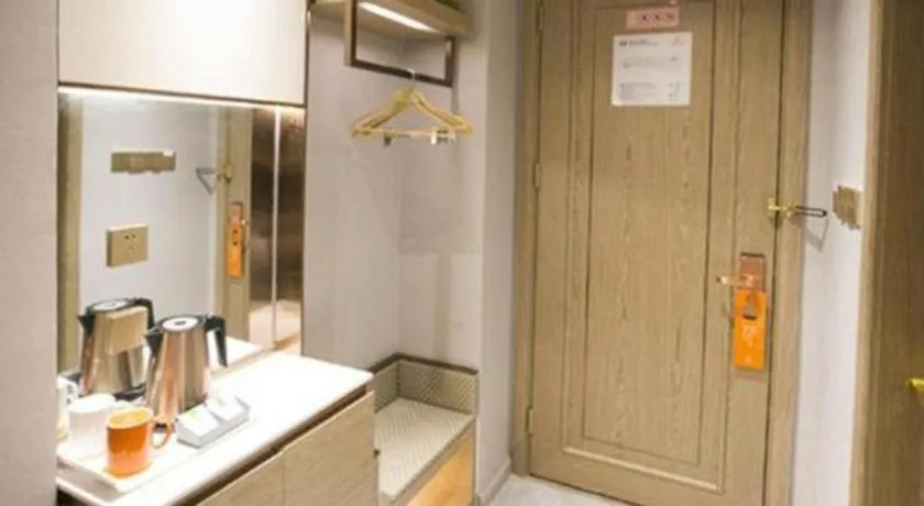 Vienna Hotel Jinan Beiyuan Street Red Star Macalline