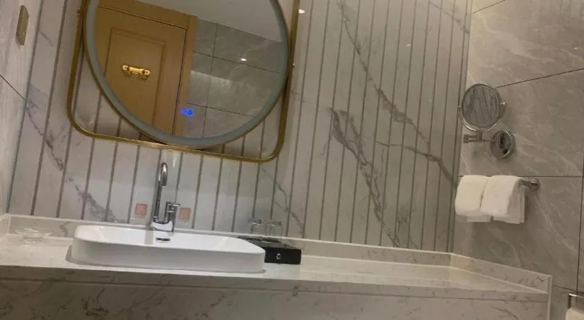 Vienna Hotel Guangxi Baise Xilin County Juting Cultural Arts Center