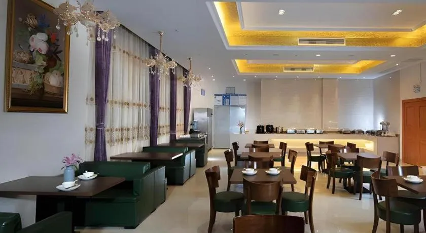 Vienna Hotel Guangdong Shaoguan Ruyuan Yao Cultural Square