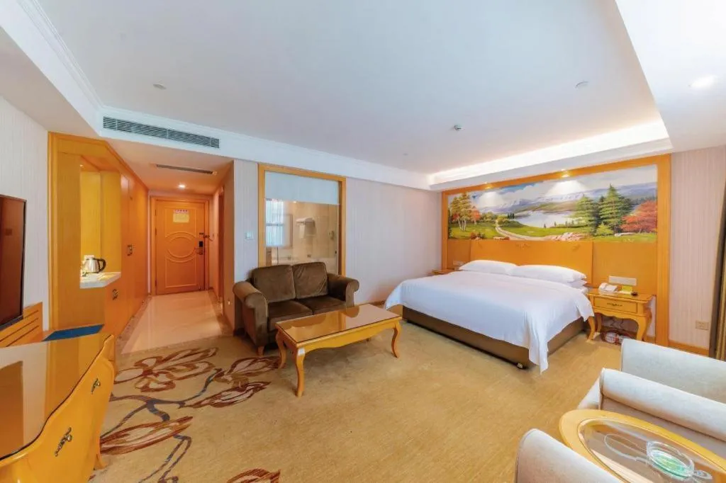 Bed in Vienna Hotel Guangdong Boluo Fu Mountain Scenic Spot