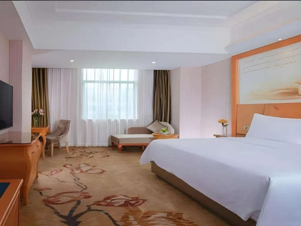 Bed in Vienna Hotel Guangdong Boluo Fu Mountain Scenic Spot