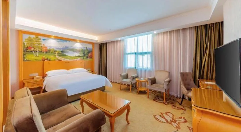 Bed in Vienna Hotel Guangdong Boluo Fu Mountain Scenic Spot