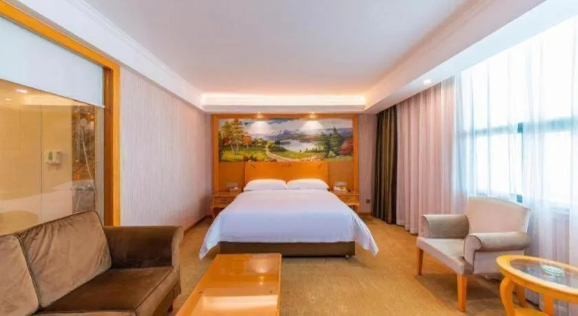 Bed in Vienna Hotel Guangdong Boluo Fu Mountain Scenic Spot