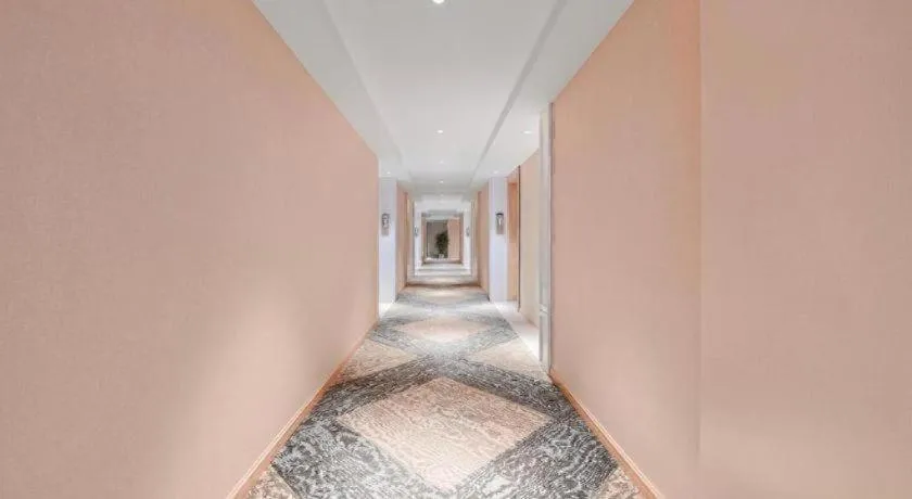 Vienna Hotel Jiangxi Ganzhou Ningdu Bus Station