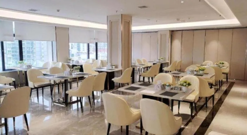 Vienna Hotel Jiangxi Ganzhou Ningdu Bus Station