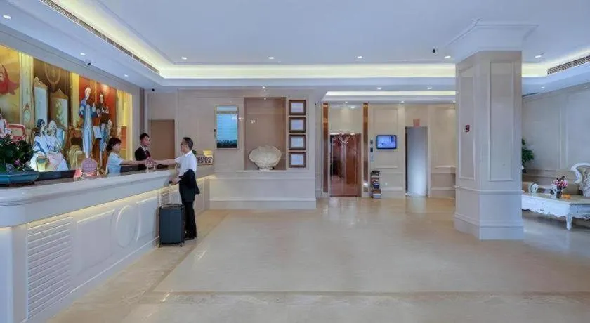 Vienna Hotel Zhuhai Huafashangdu Nanping Science Industrial Park