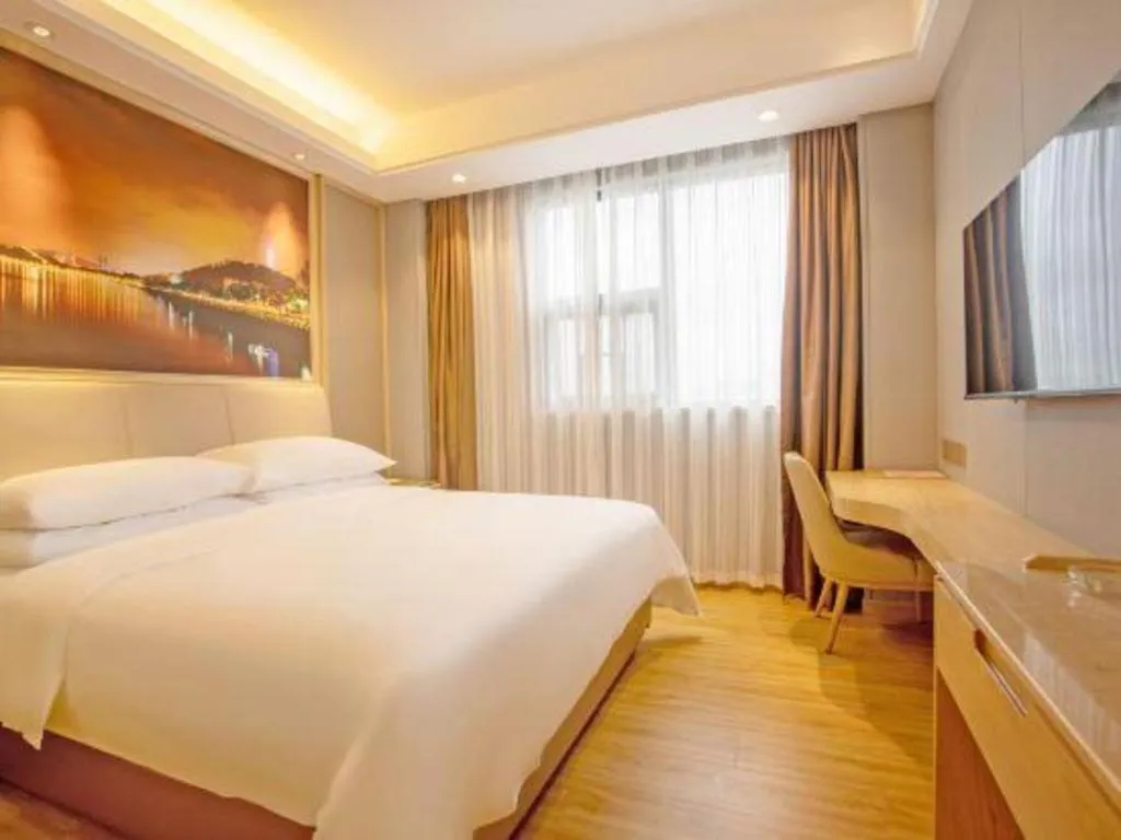Bed in Vienna Hotel Zhuhai Huafashangdu Nanping Science Industrial Park