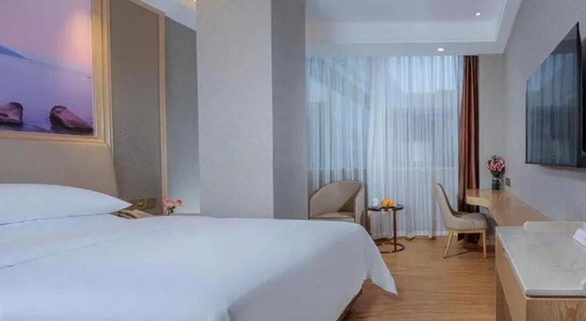 Bed in Vienna Hotel Zhuhai Huafashangdu Nanping Science Industrial Park
