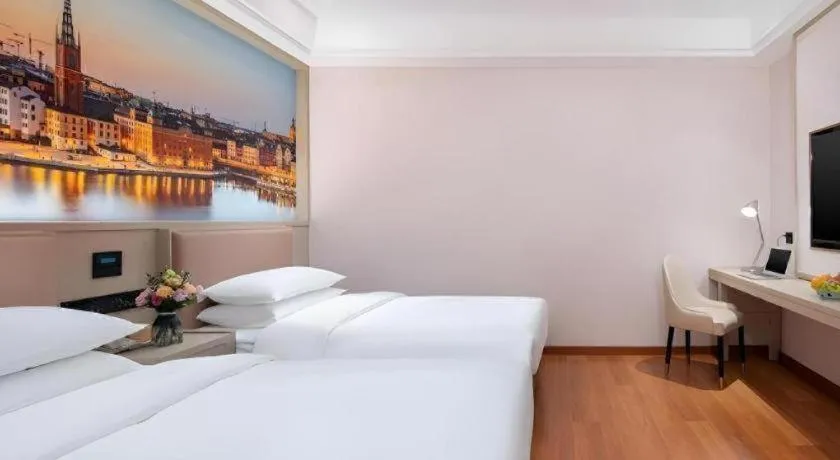 Bed in Vienna Hotel Beijing Changping Metro Station