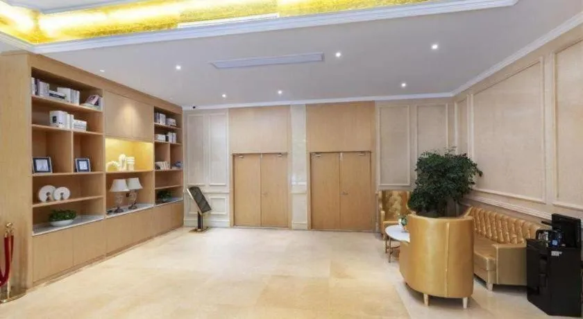 Vienna Hotel Jiangxi Shangrao High-Speed Railway Station