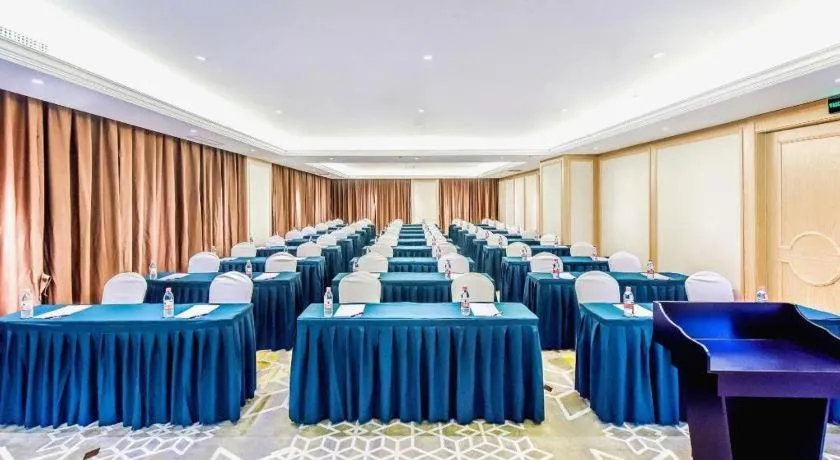 Vienna Hotel Sichuan Hejiang Yangtze River Bridge