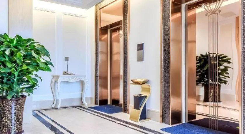 Vienna Hotel Sichuan Hejiang Yangtze River Bridge