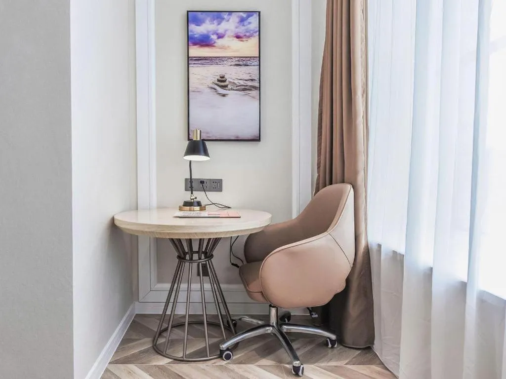 Vienna Hotel Sichuan Hejiang Yangtze River Bridge