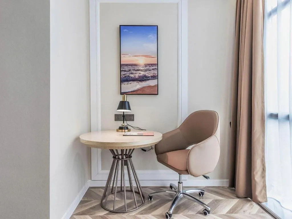 Vienna Hotel Sichuan Hejiang Yangtze River Bridge