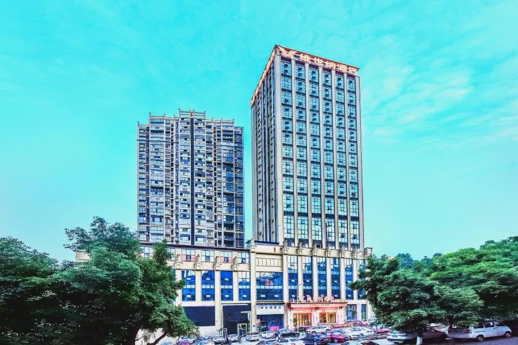 Vienna Hotel Sichuan Hejiang Yangtze River Bridge