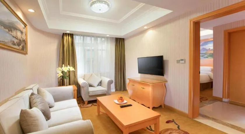 Vienna Hotel Guangxi Beiliu Passenger Station