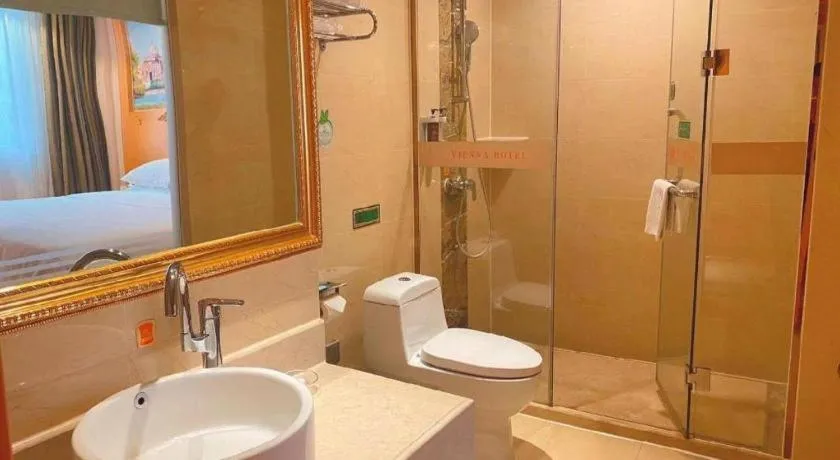 Vienna Hotel Guangxi Beiliu Passenger Station