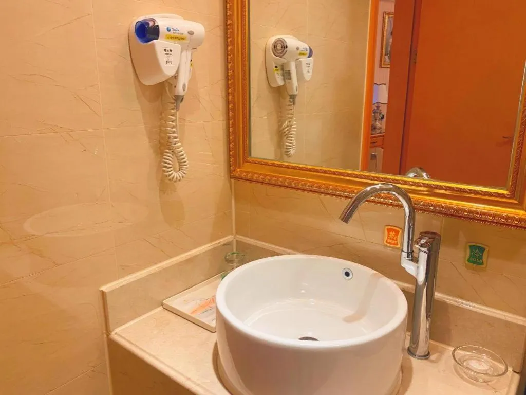 Vienna Hotel Guangxi Beiliu Passenger Station