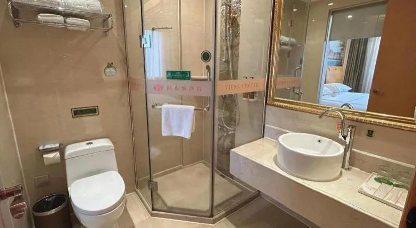 Vienna Hotel Guangxi Beiliu Passenger Station