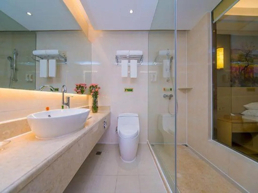 Vienna Hotel Wuhan Wenhua Avenue Jiangxia Keting Metro Station