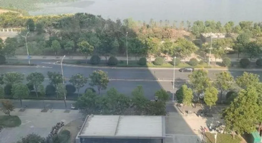 Vienna Hotel Wuhan Wenhua Avenue Jiangxia Keting Metro Station