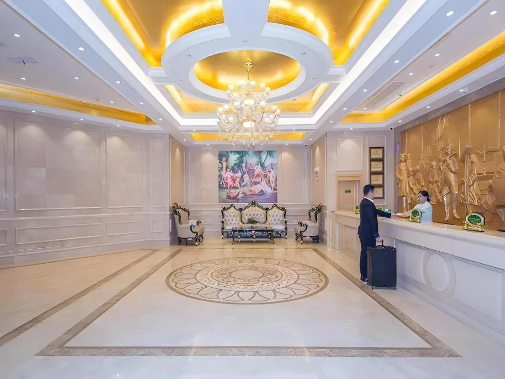 Vienna Hotel Wuhan Wenhua Avenue Jiangxia Keting Metro Station