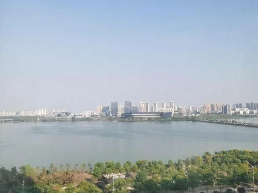 Vienna Hotel Wuhan Wenhua Avenue Jiangxia Keting Metro Station