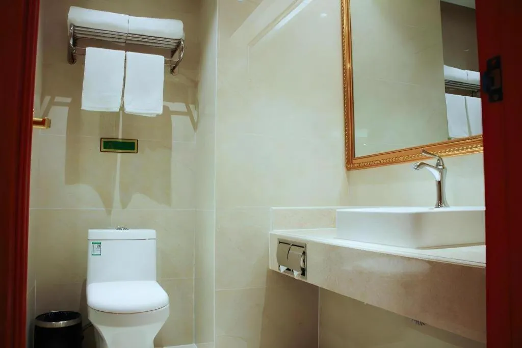 Vienna Hotel Anhui Bengbu Guzhen Railway Station