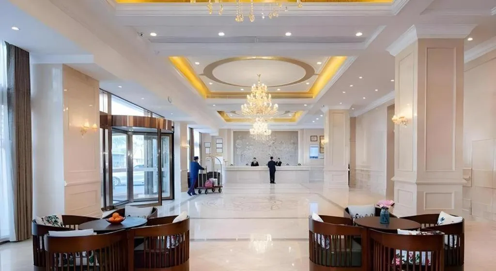 Vienna Hotel Anhui Bengbu Guzhen Railway Station