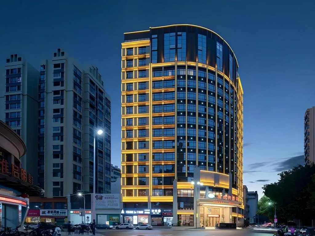 Vienna Hotel Xinfeng West High-Speed Railway Station