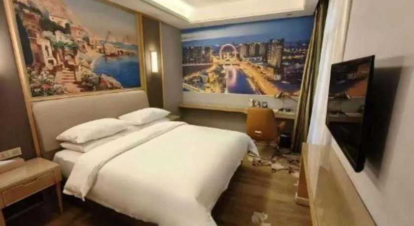 Bed in Vienna Hotel Tianjin Binhai International Airport Free Trade Zone