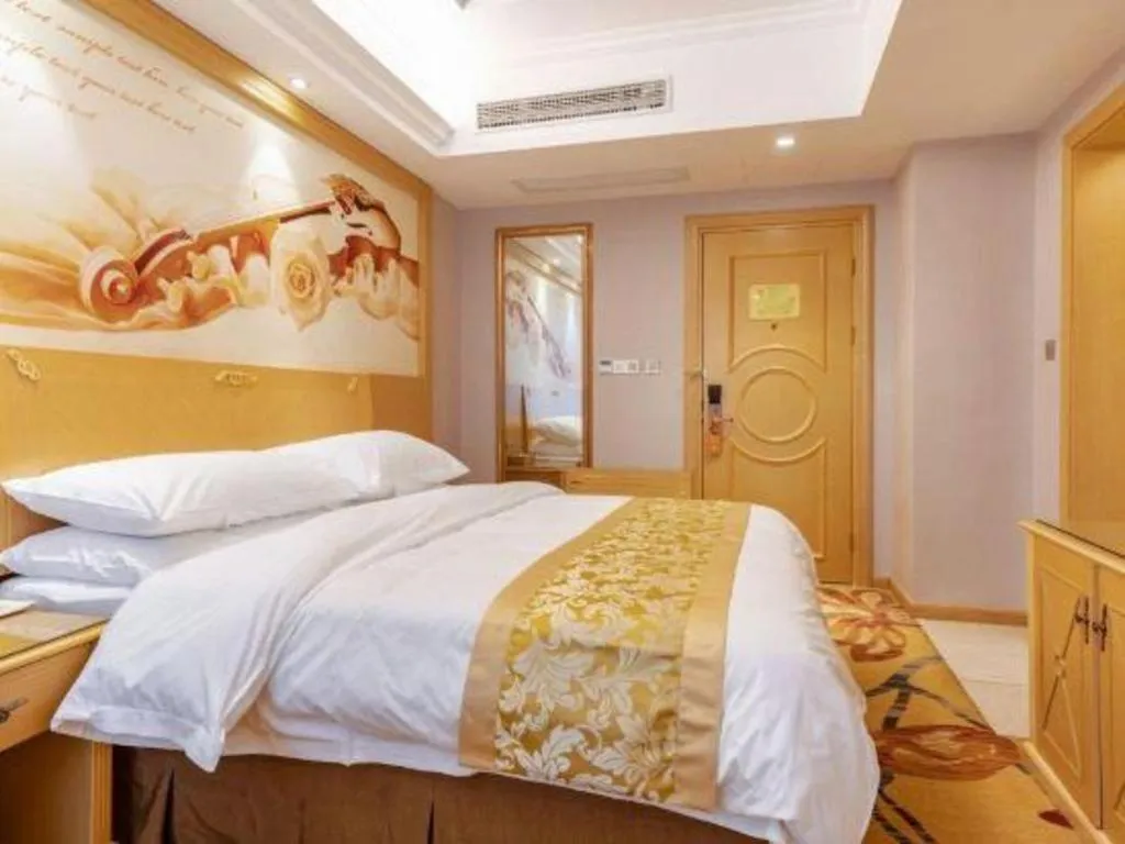 Bed in Vienna Hotel Hangzhou West Lake Qingchun Road