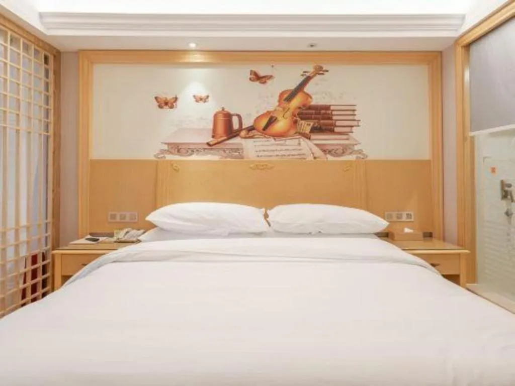 Bed in Vienna Hotel Hangzhou West Lake Qingchun Road