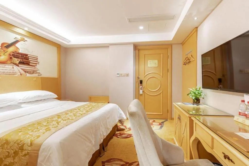 Bed in Vienna Hotel Hangzhou West Lake Qingchun Road