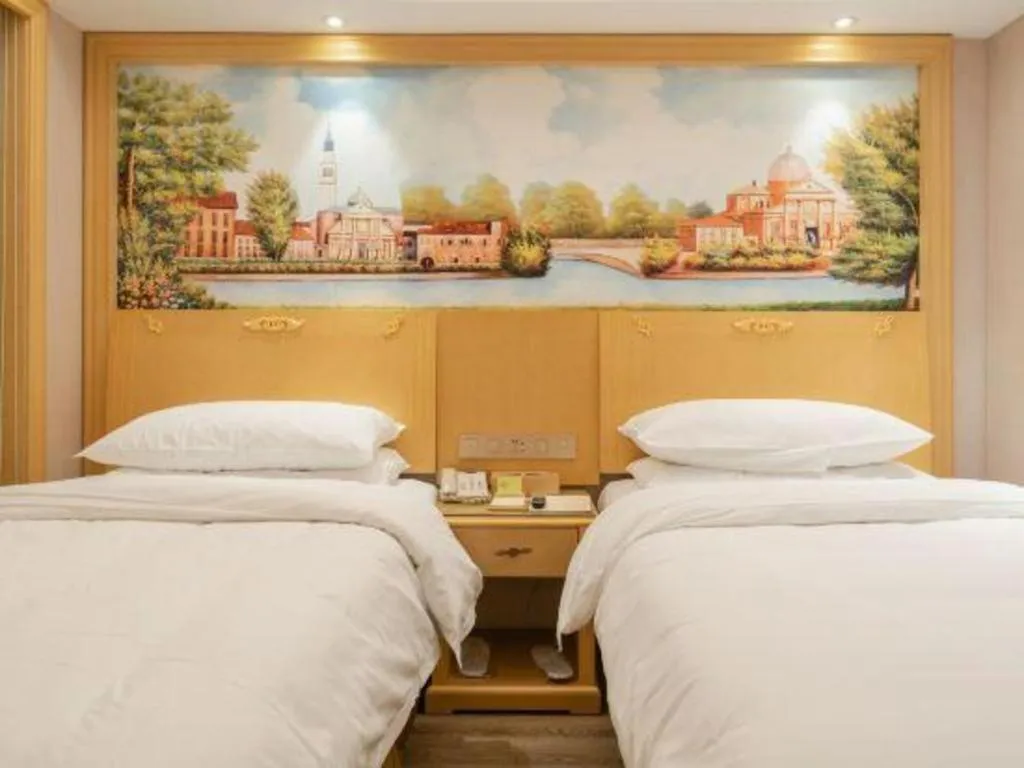 Bed in Vienna Hotel Hangzhou West Lake Qingchun Road