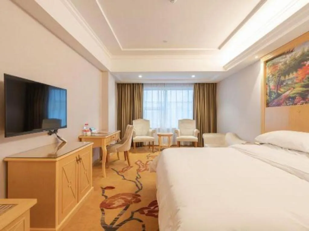 Bed in Vienna Hotel Hangzhou West Lake Qingchun Road