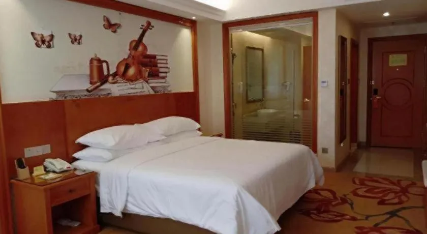 Bed in Vienna Hotel Hunan Shaoyang South Railway Station