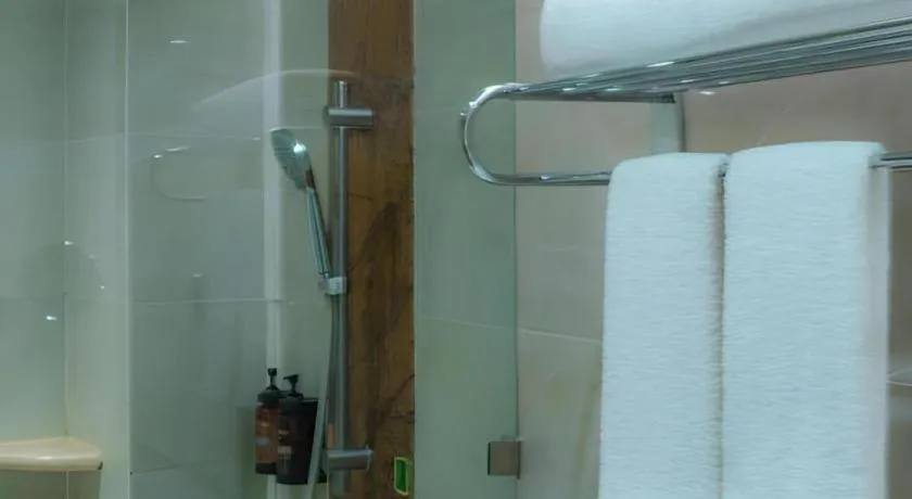 Vienna Hotel Chongqing Jiefangbei Hongyadong