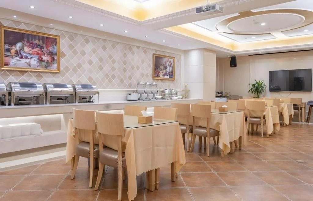 Vienna Hotel Chongqing Jiefangbei Hongyadong