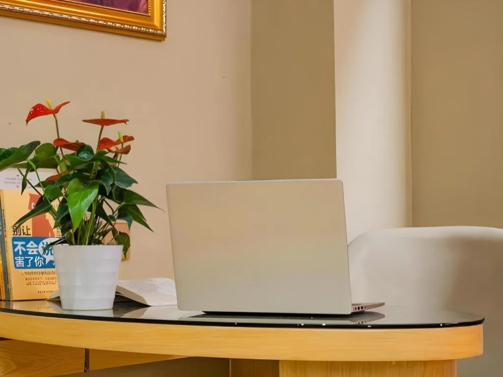 Vienna Hotel Chongqing Jiefangbei Hongyadong