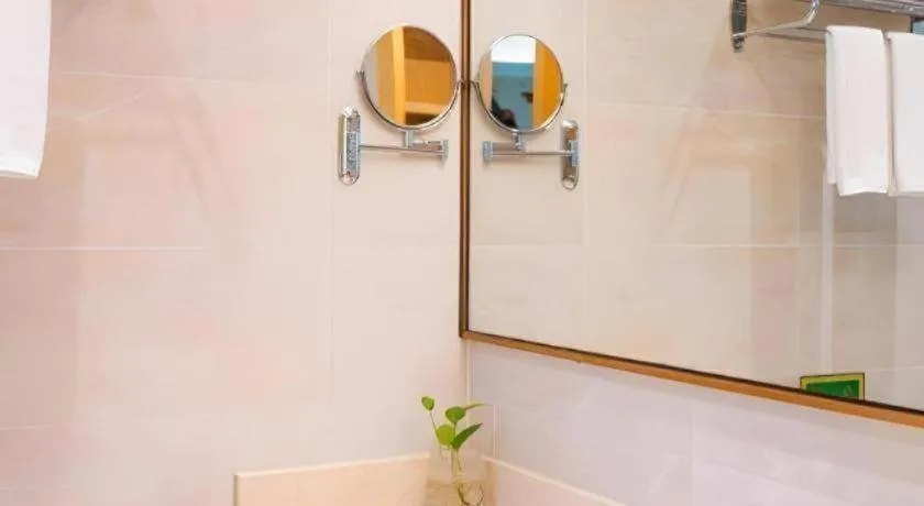 Vienna Hotel Chongqing Jiefangbei Hongyadong