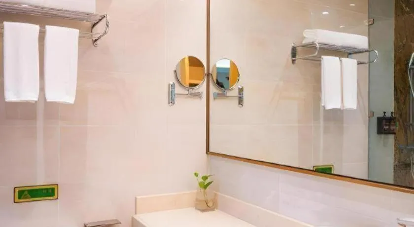 Vienna Hotel Chongqing Jiefangbei Hongyadong