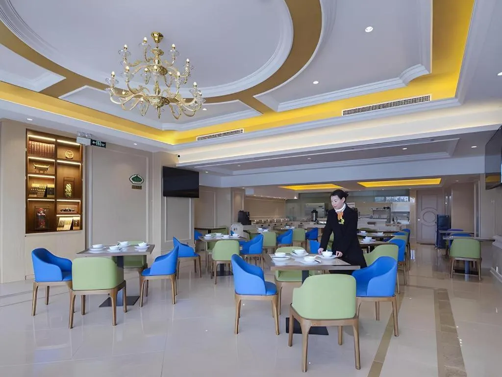 Vienna Hotel Anhui Lujiang International Building Materials Market Wuzhong