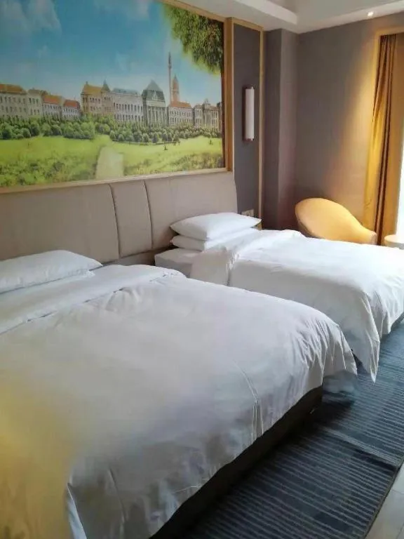 Bed in Vienna Hotel Anhui Lujiang International Building Materials Market Wuzhong