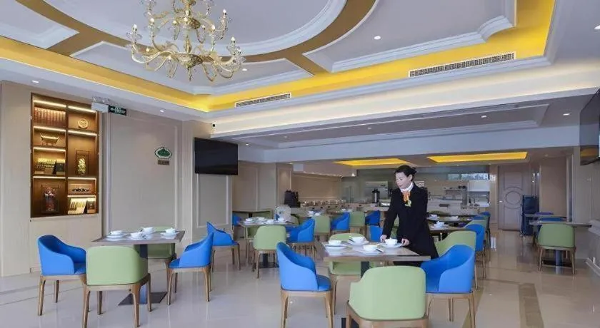 Vienna Hotel Anhui Lujiang International Building Materials Market Wuzhong