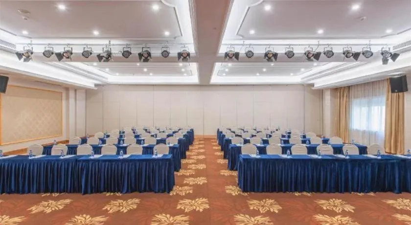 Vienna Hotel Guangdong Foshan Wenhua North Road