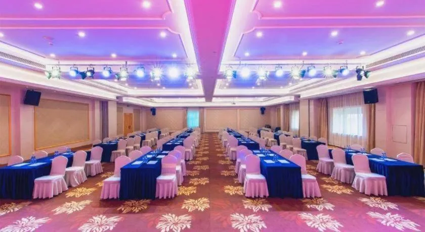 Vienna Hotel Guangdong Foshan Wenhua North Road