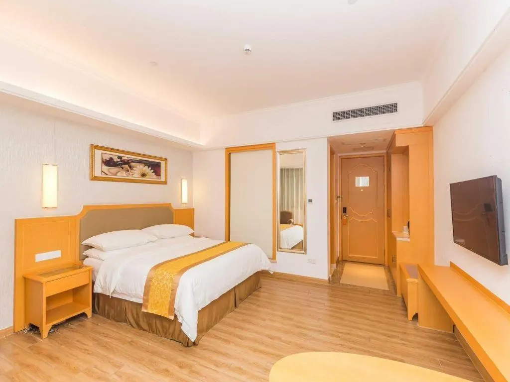 Bed in Vienna Hotel Guangdong Foshan Wenhua North Road