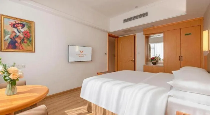 Bed in Vienna Hotel Guangdong Foshan Wenhua North Road