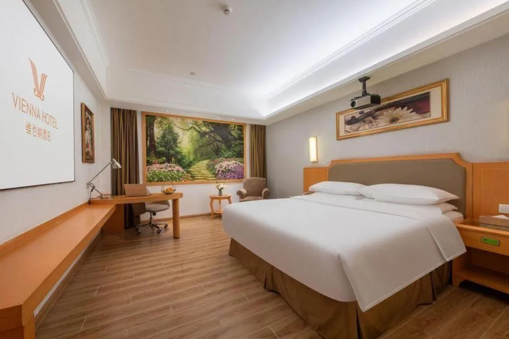 Bed in Vienna Hotel Guangdong Foshan Wenhua North Road